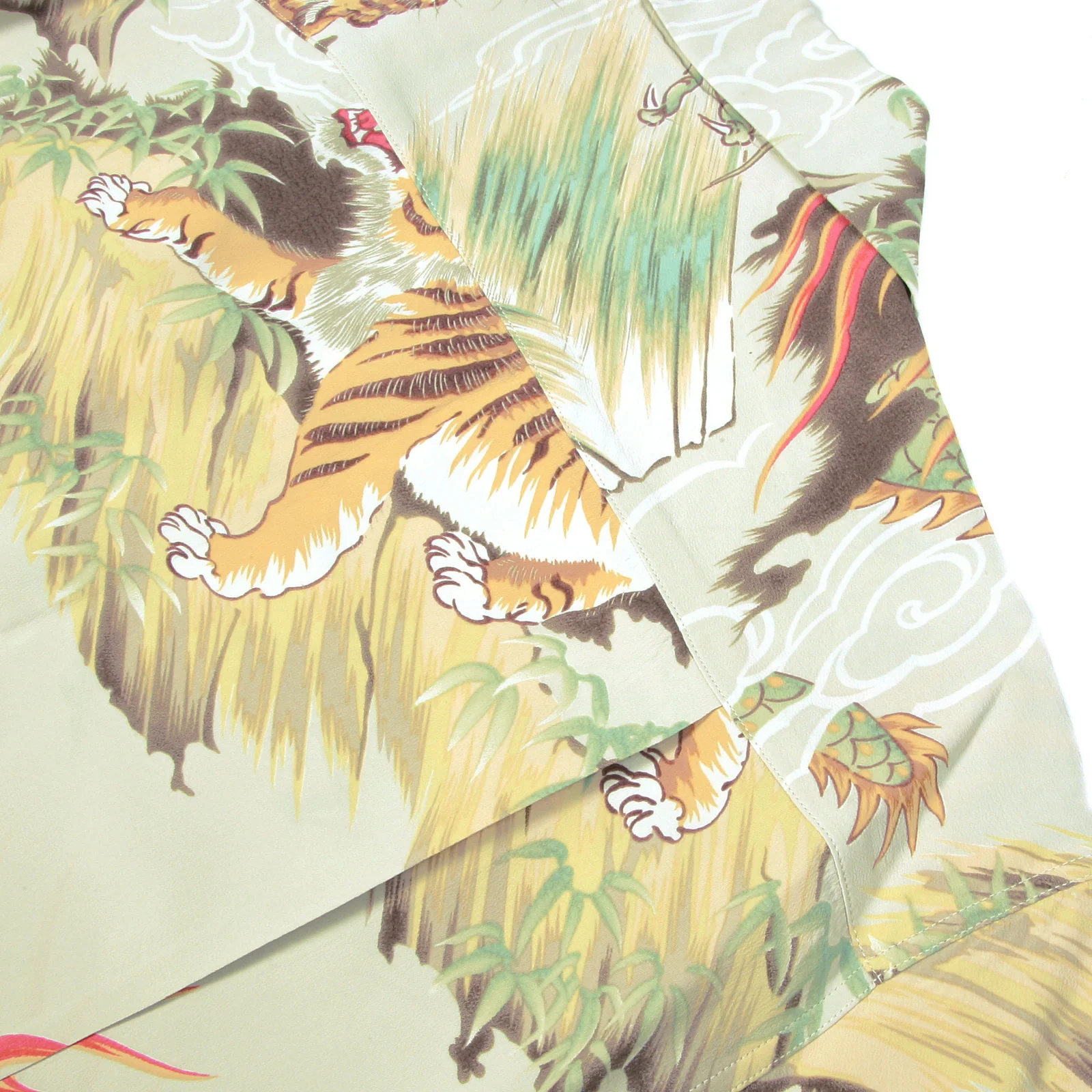 Shirt Sun Surf Hawaiian shirts SS33334 Hawaiian Fighting Dragon &amp; Tiger Shirt - Image 4